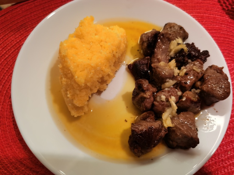 muschiulet de berbecut tras la tigaie