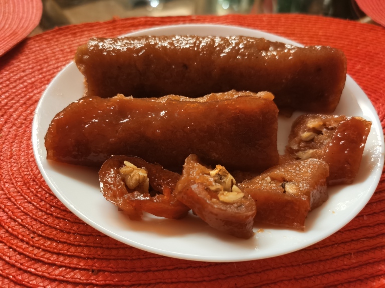 Rulada de gem de gutui