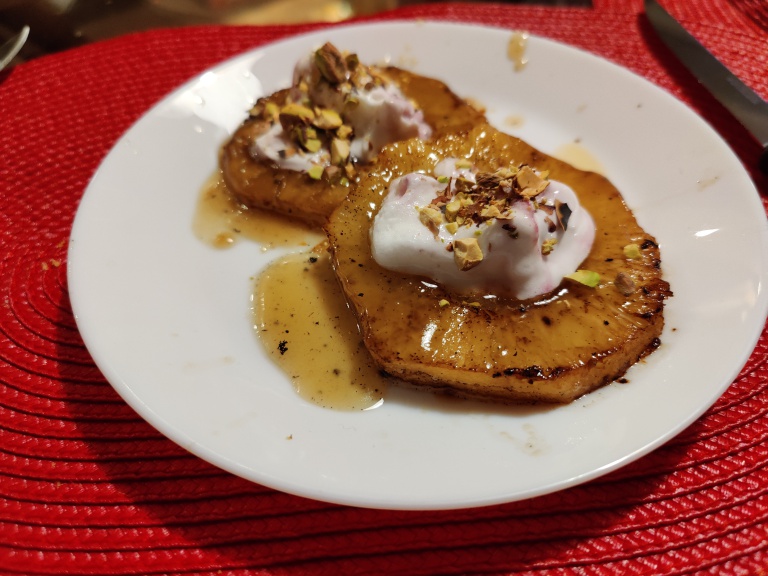 ananas prajit in unt