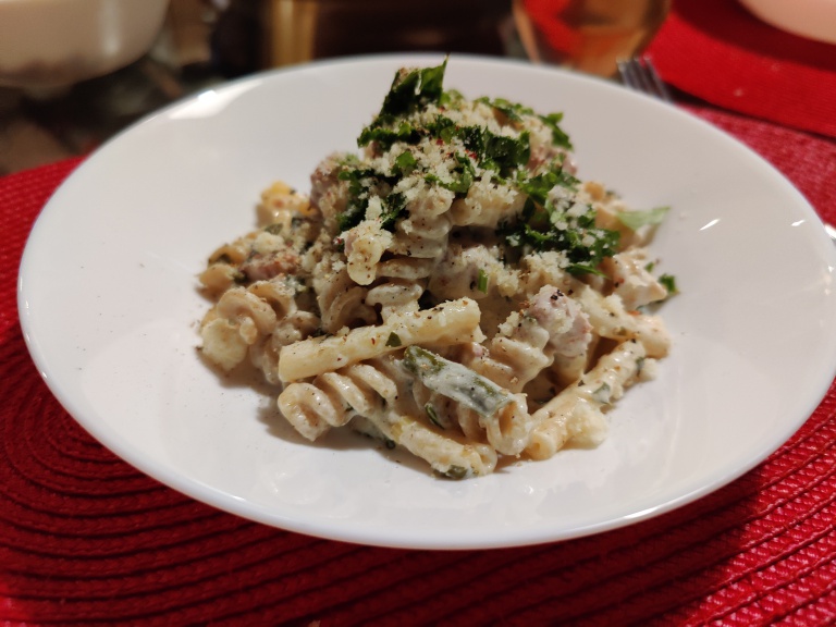 fusilli alla salsiccia e panna