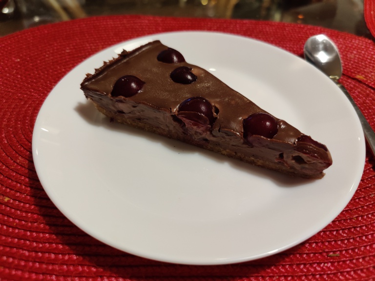 tarta cu ciocolata si visine