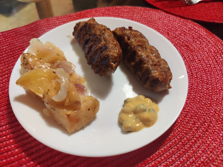 mici de vita cu somon