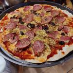 pizza cu blat subtire