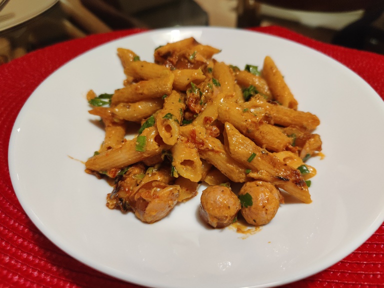 penne cu cremwurst