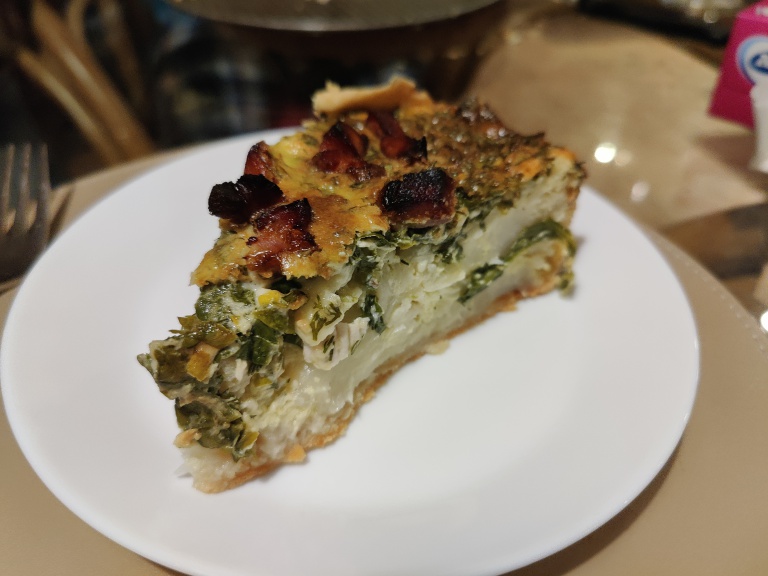 tarta cu conopida si branza