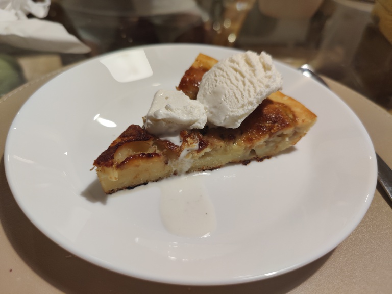 tarta cu banane la tigaie