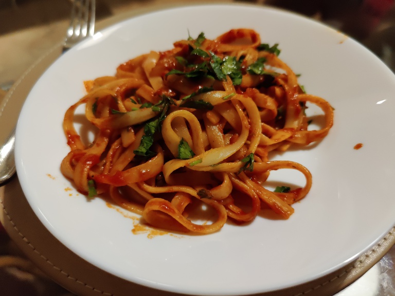 fettucine al pomodoro