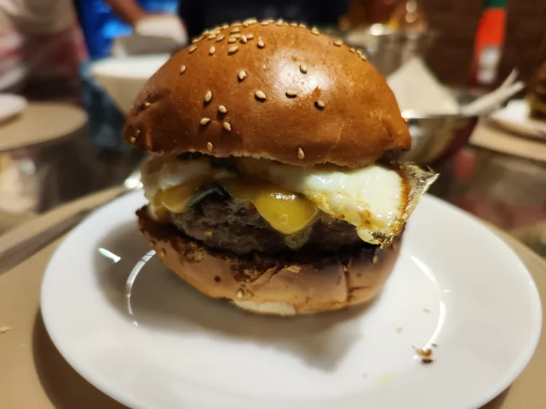 Chilaquiles burger