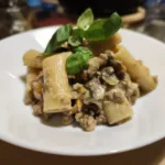 Rigatoni al ragu bianco