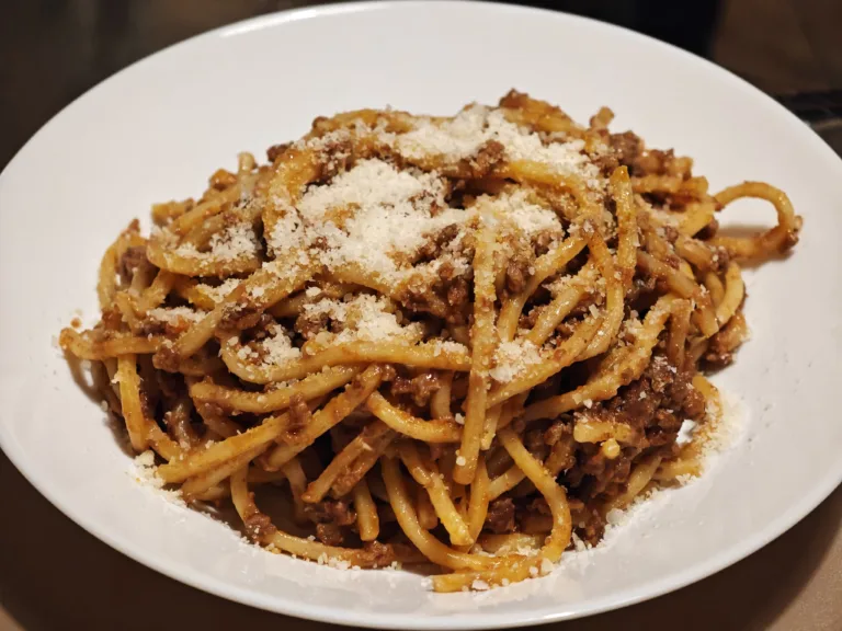 Spaghetti alla putanesca