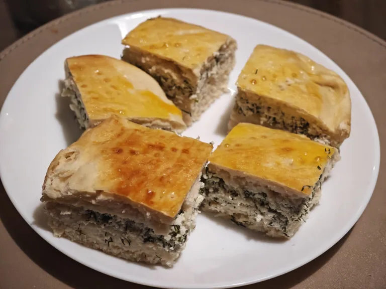Placinta cu urda si marar