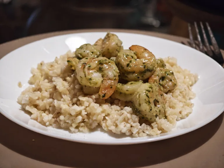Creveti cu pesto de leurda