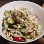 Salata de varza cu castraveti si ridichi