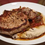 Cotlet de porc cu piure de fasole