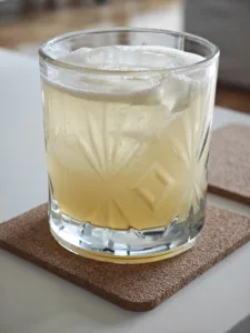 Whiskey daisy