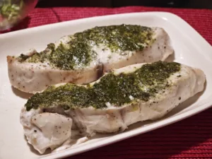 Butterfish cu pesto de leurda in hartie la cuptor