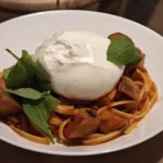 Linguine cu vinete si burrata