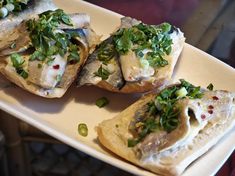Sandwich cu sardine