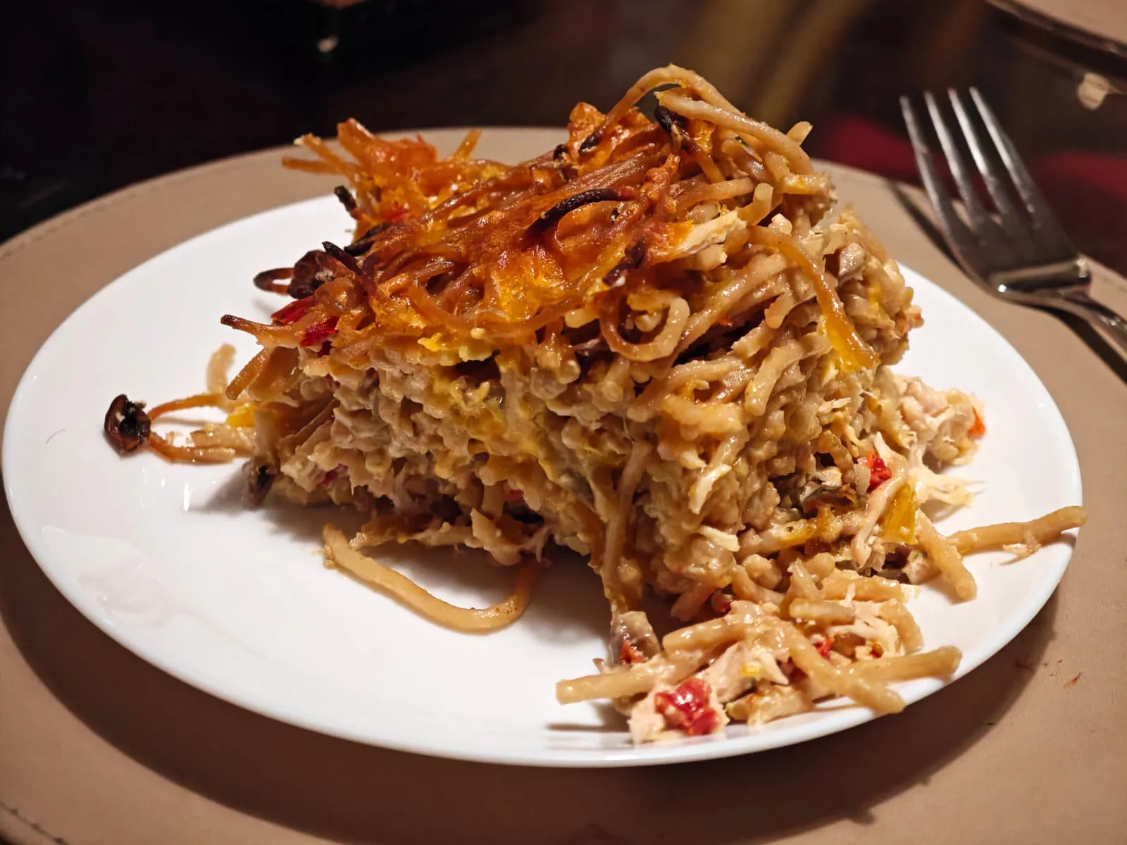 Spaghetti cu Pui si Sos Alb la Cuptor