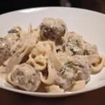 Tagliatelle con polpette