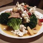 Pui cu brocoli si popcorn