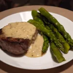 Muschi de vita cu sos de gorgonzola si mustar