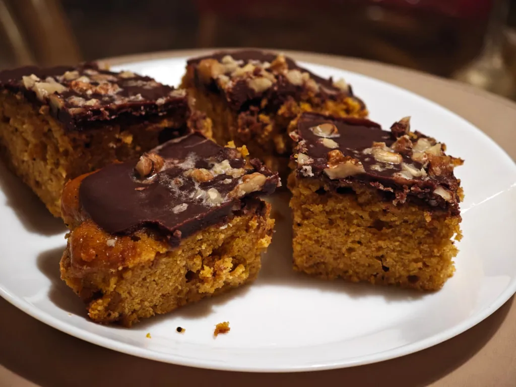 Pumpkin spice texas cake