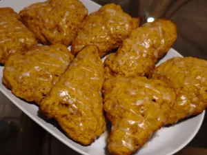 Biscuiti cu dovleac si glazura