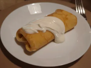 Clatite ardelenesti cu branza