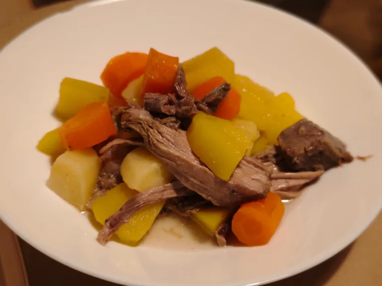 Rasol de vita cu legume