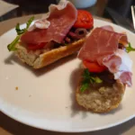 Bruschette cu prosciutto