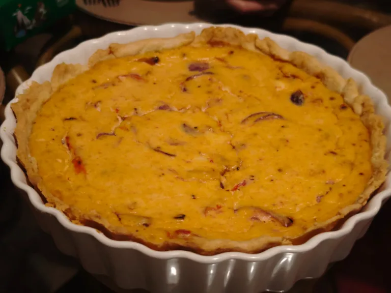 Quiche cu rosii coapte