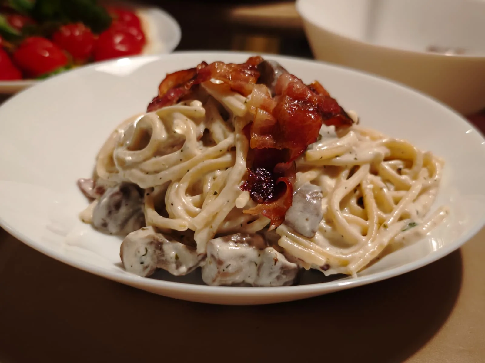 Spaghetti grecesti cu feta si kaseri