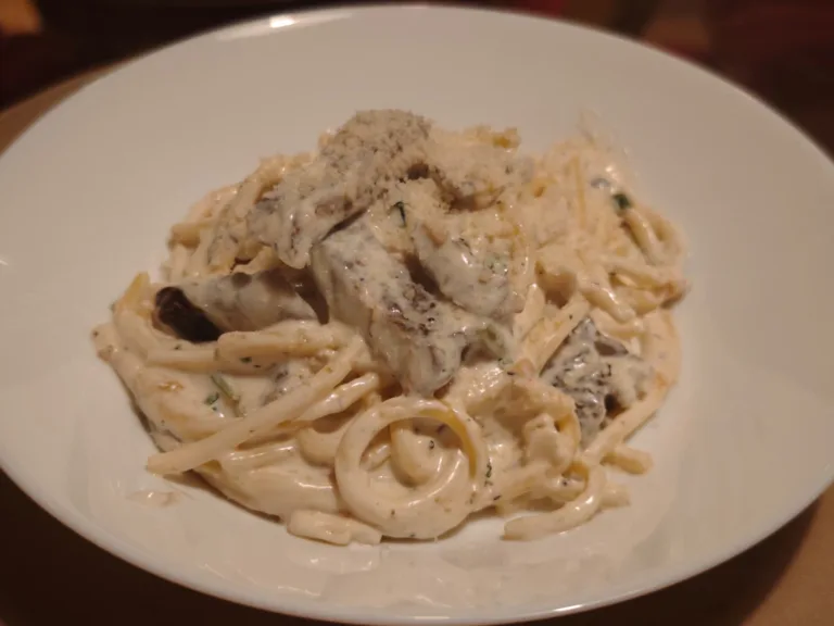 Spaghetti con controfiletto e gorgonzola