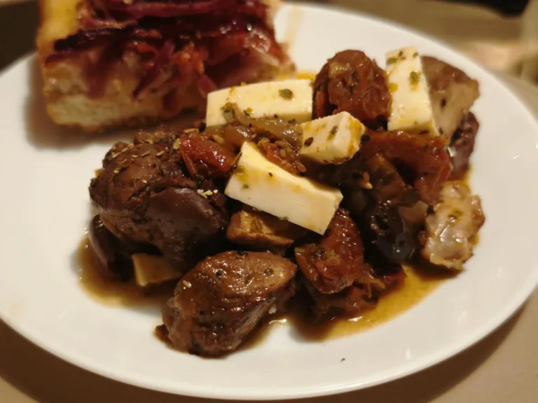 Muschiulet de porc cu rosii uscate si portocale