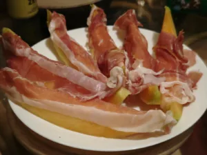 Prosciutto con melone