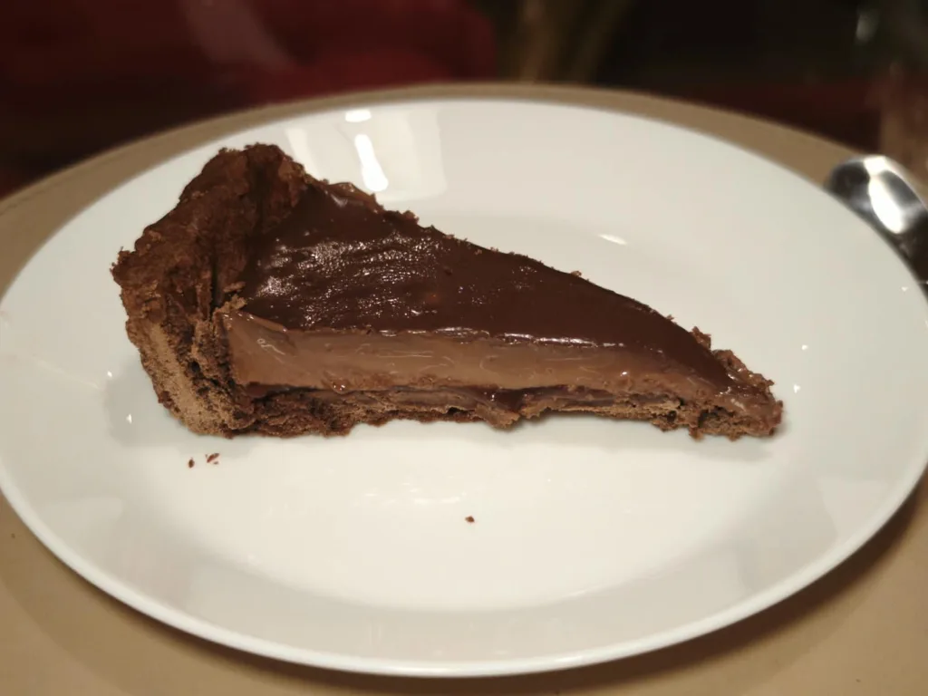 Tarta cu magiun de prune si ciocolata