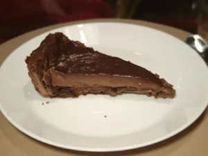 Tarta cu magiun de prune si ciocolata