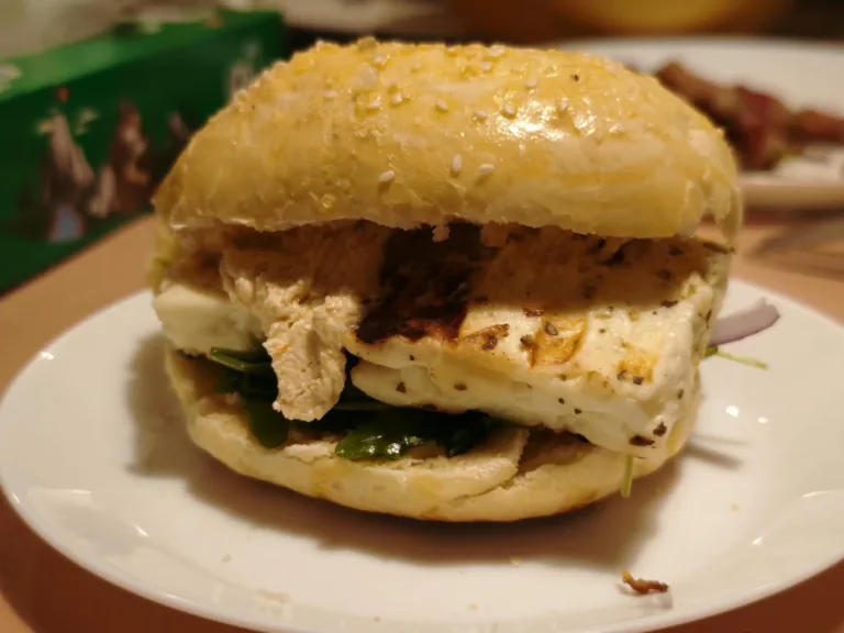 Haloumi burger